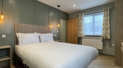 Pine Cottage 4